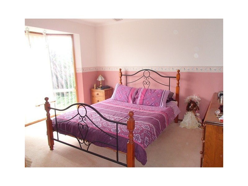 19 Kantara Crescent, Lara VIC 3212