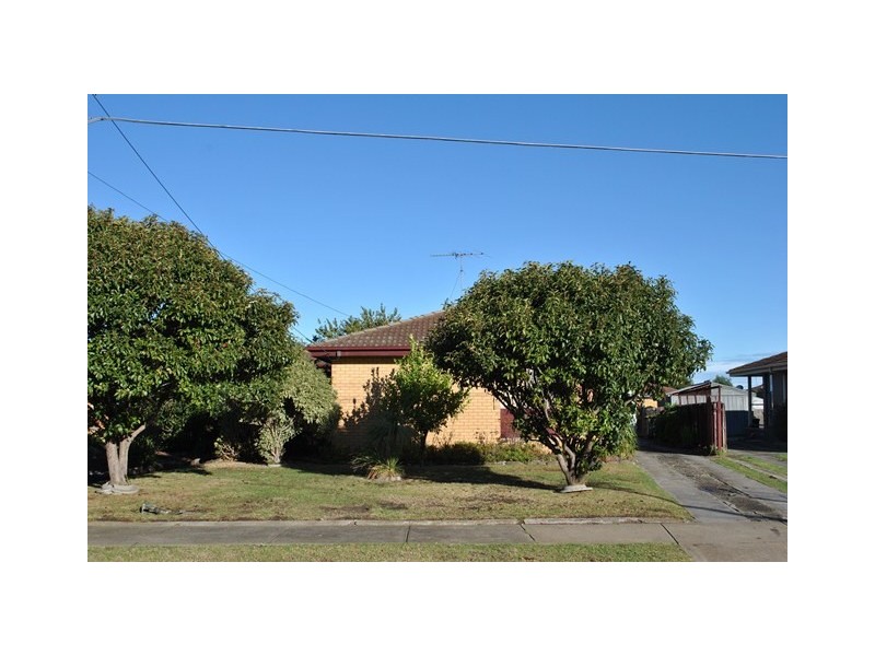39 Carmarthen Drive, Corio VIC 3214