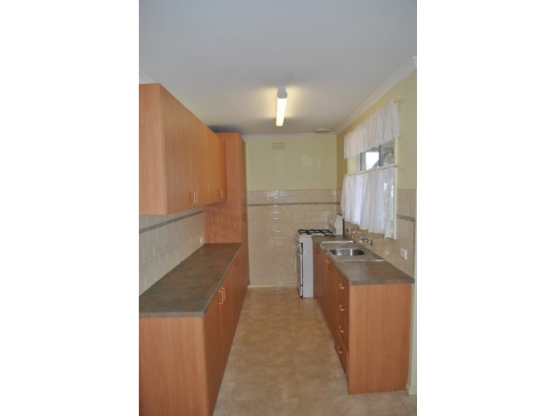 39 Carmarthen Drive, Corio VIC 3214