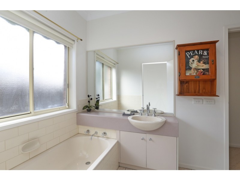 27 Archimedes Avenue, Lara VIC 3212