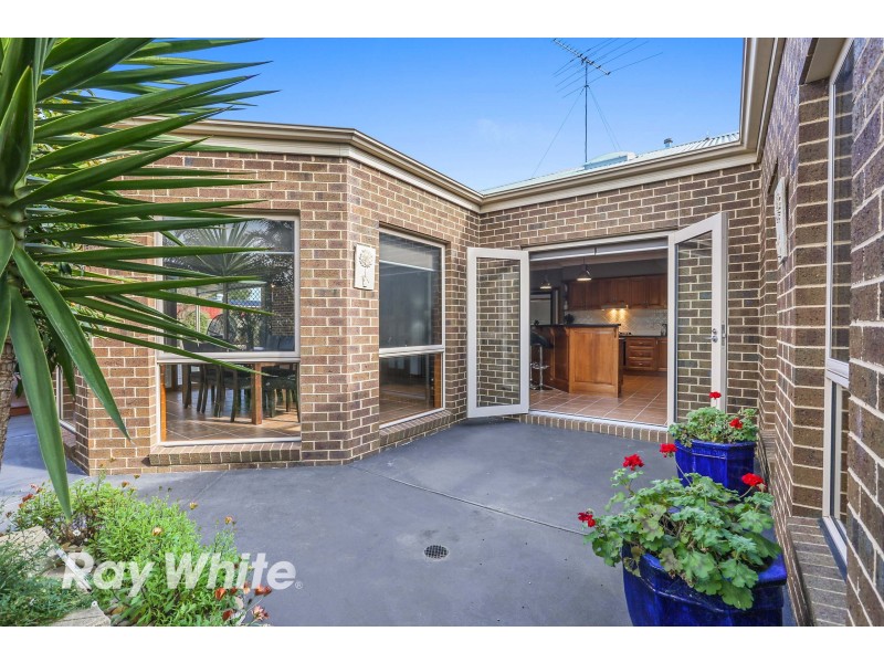 27 Pineview Court, Lara VIC 3212