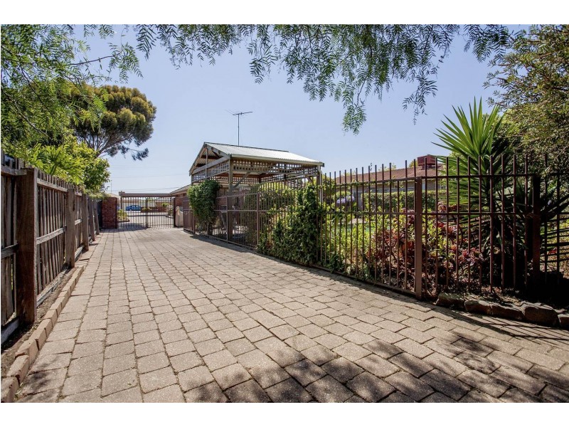 27 Rennie Street, Lara VIC 3212