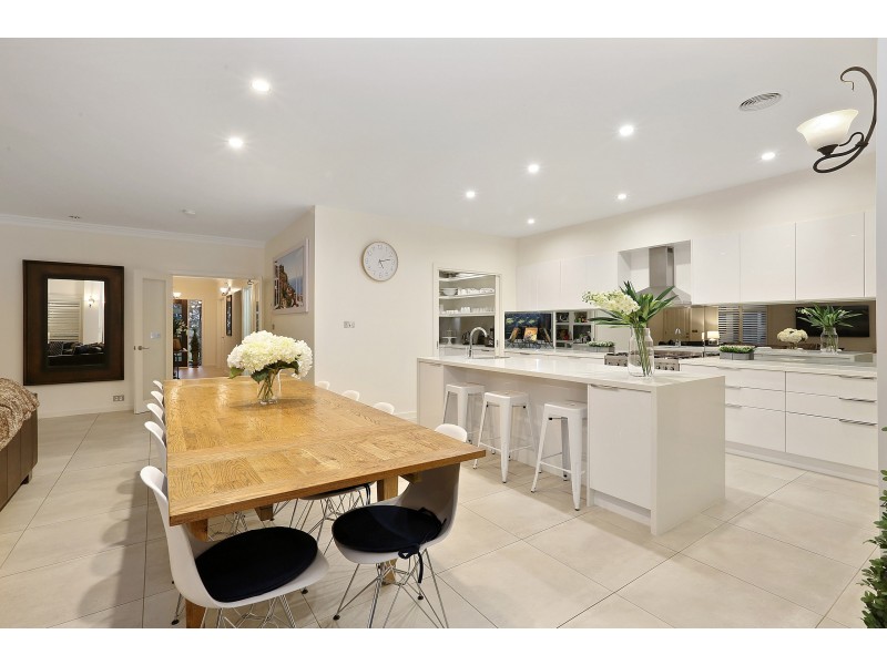 52 Lara Boulevard, Lara VIC 3212