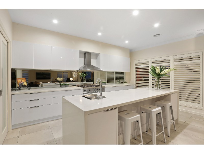 52 Lara Boulevard, Lara VIC 3212