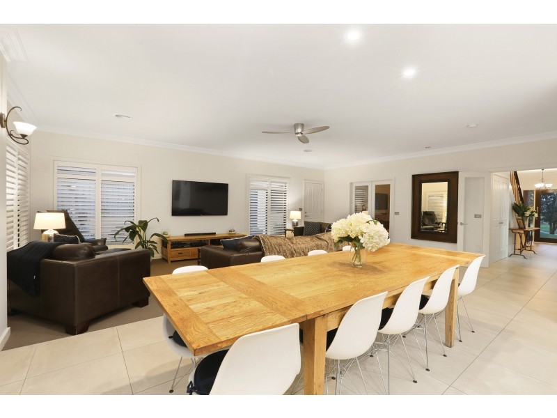 52 Lara Boulevard, Lara VIC 3212