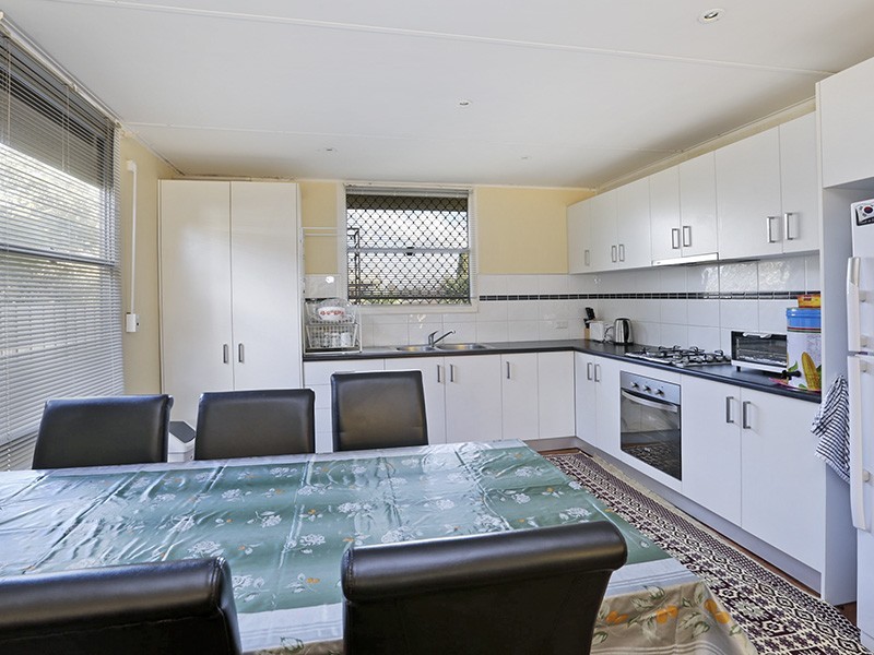 57 Glenelg Avenue, Corio VIC 3214