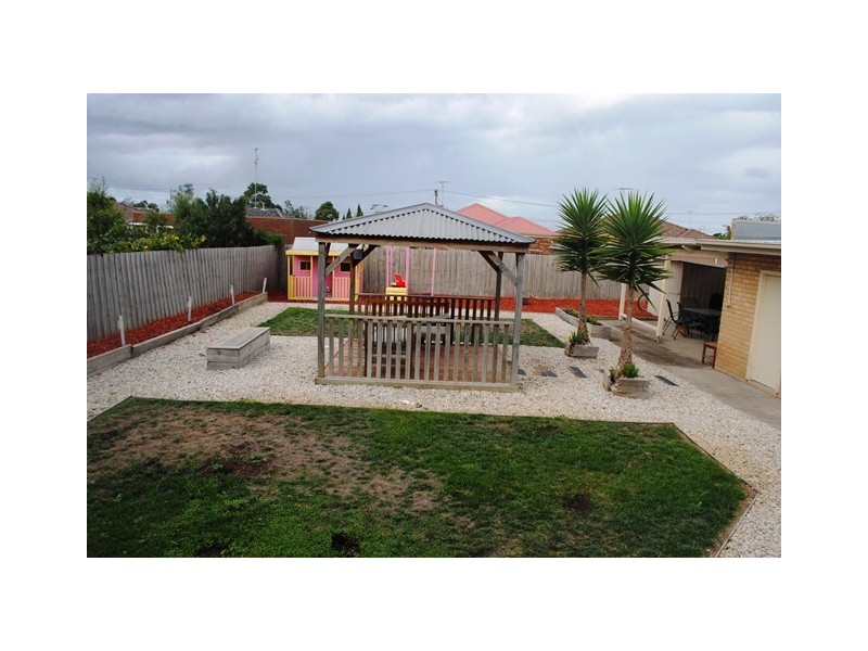 18 Jabone Terrace, Bell Park VIC 3215