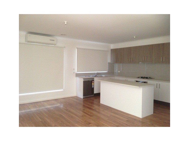 12/33 Helms Street, Newcomb VIC 3219