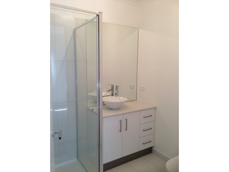 12/33 Helms Street, Newcomb VIC 3219