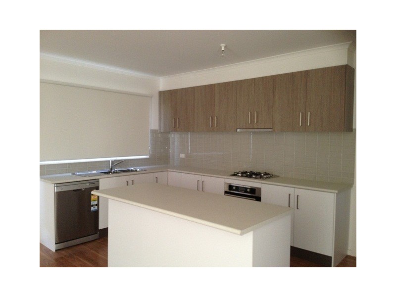 12/33 Helms Street, Newcomb VIC 3219