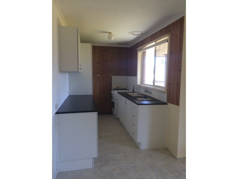 6 Leonis Court, Corio VIC 3214