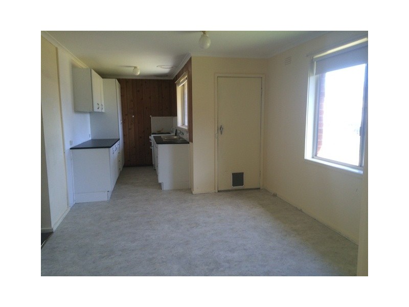 6 Leonis Court, Corio VIC 3214