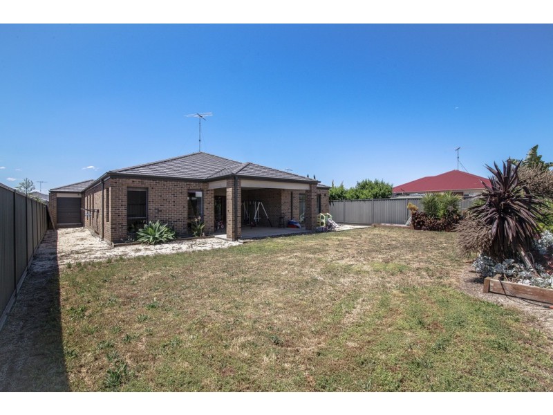46 Moorhen Drive, Lara VIC 3212