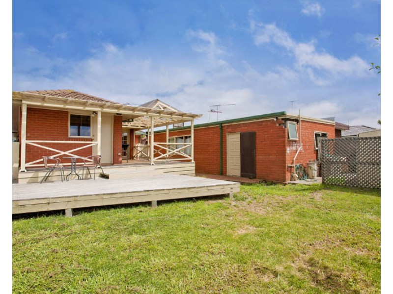 6 Ozone Crescent, Bell Park VIC 3215