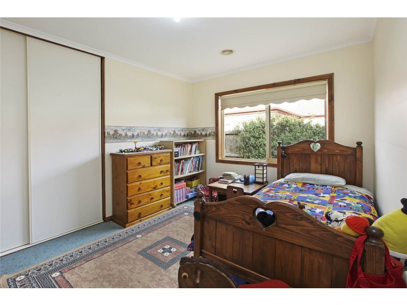 54 Richard Drive, Lara VIC 3212