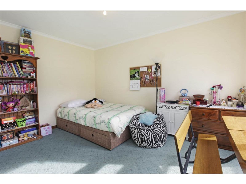 54 Richard Drive, Lara VIC 3212