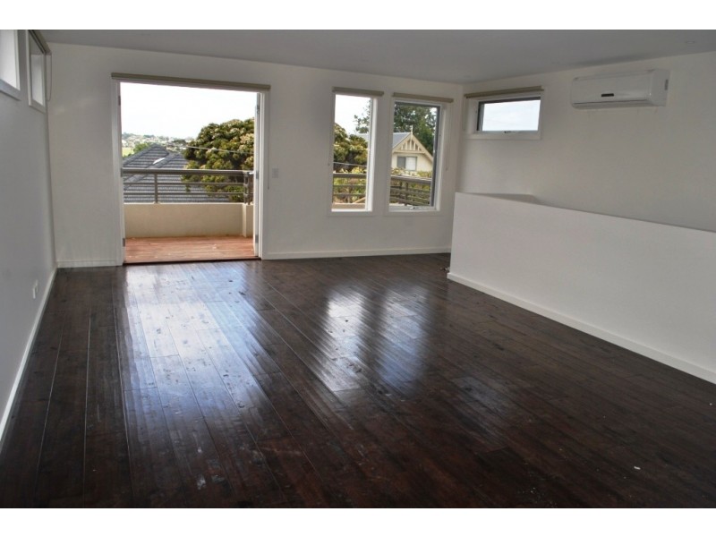15 Roberts Road, Belmont VIC 3216