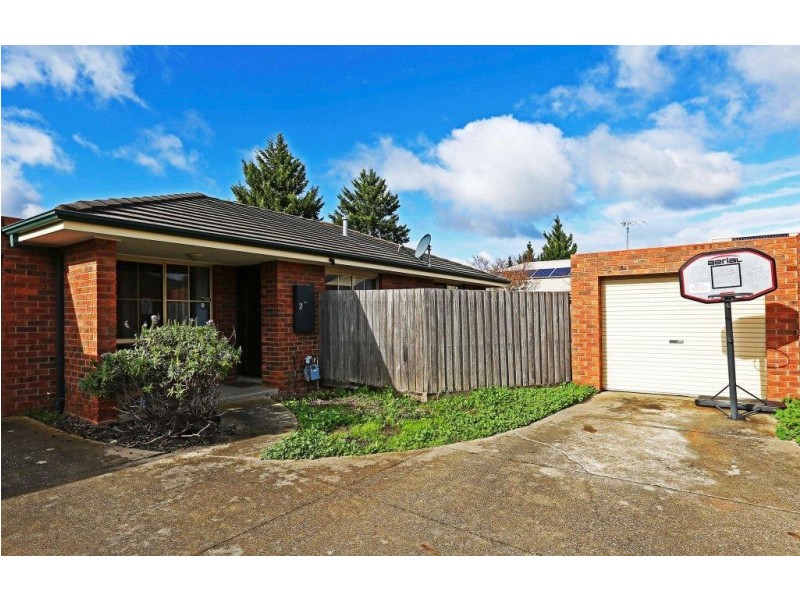 2/1 St Anthony Court, Lara VIC 3212