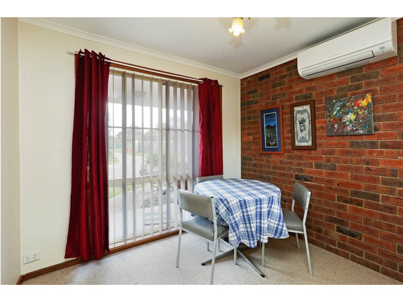 2/1 St Anthony Court, Lara VIC 3212