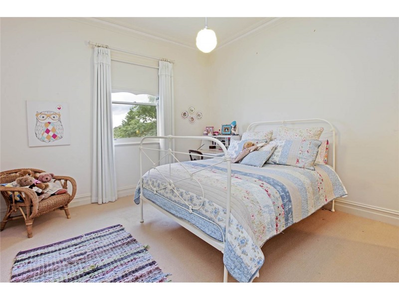 50 Osterlund Court, Lara VIC 3212
