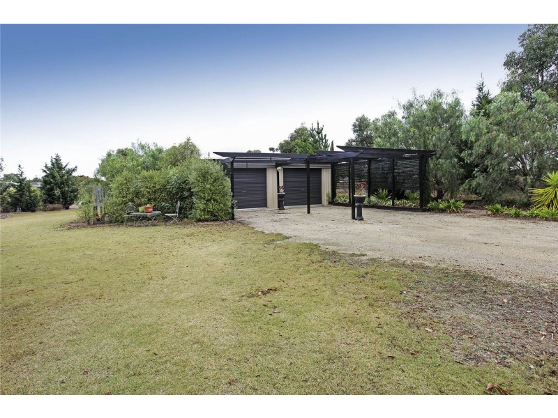 50 Osterlund Court, Lara VIC 3212