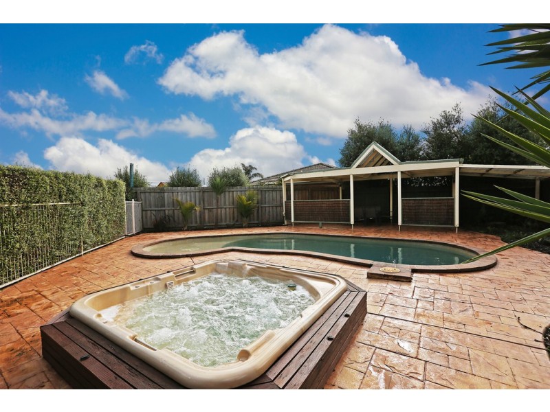 7 Crossley Court, Corio VIC 3214