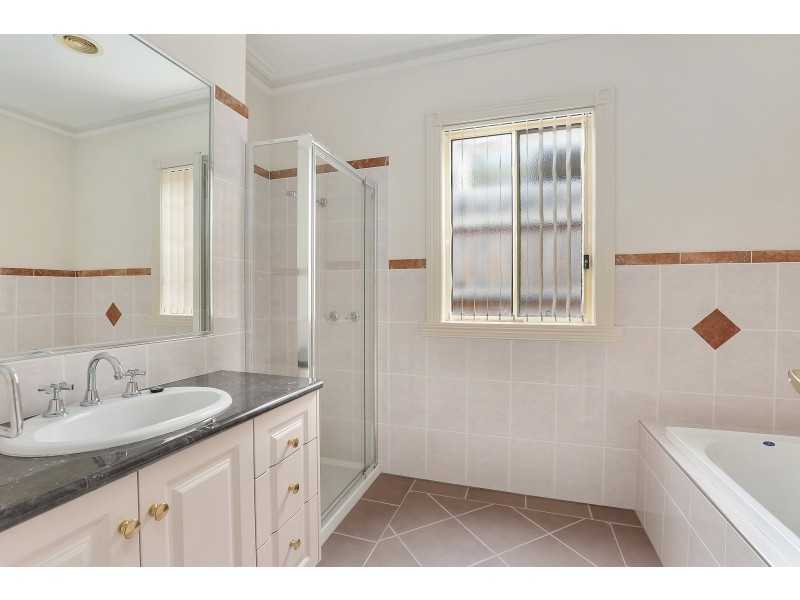 9-10 Argun Court, Lara VIC 3212