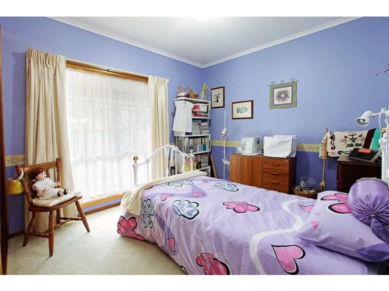 5 Newcomen Court, Lara VIC 3212