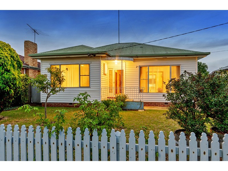 57 Roseneath Street, North Geelong VIC 3215