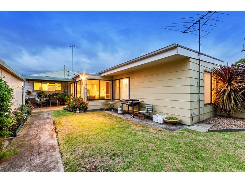 57 Roseneath Street, North Geelong VIC 3215