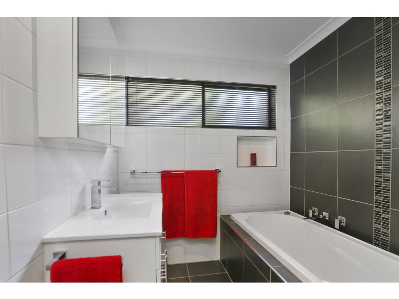 6 Currawong Court, Lara VIC 3212