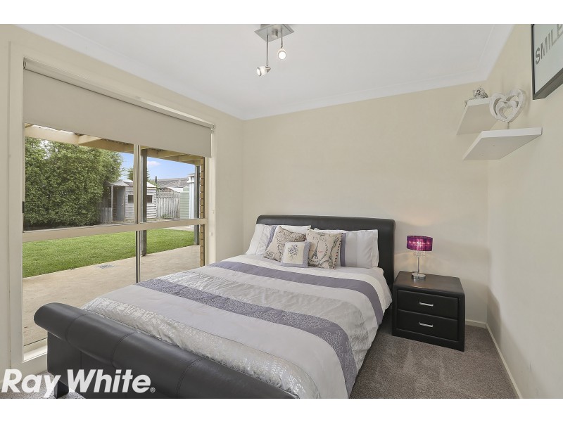 11 Sherwood Grove, Lara VIC 3212