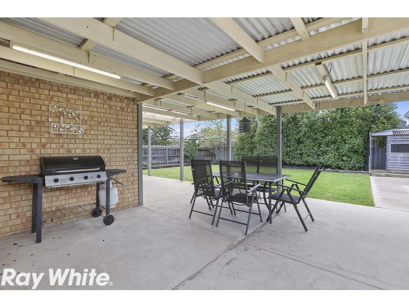 11 Sherwood Grove, Lara VIC 3212