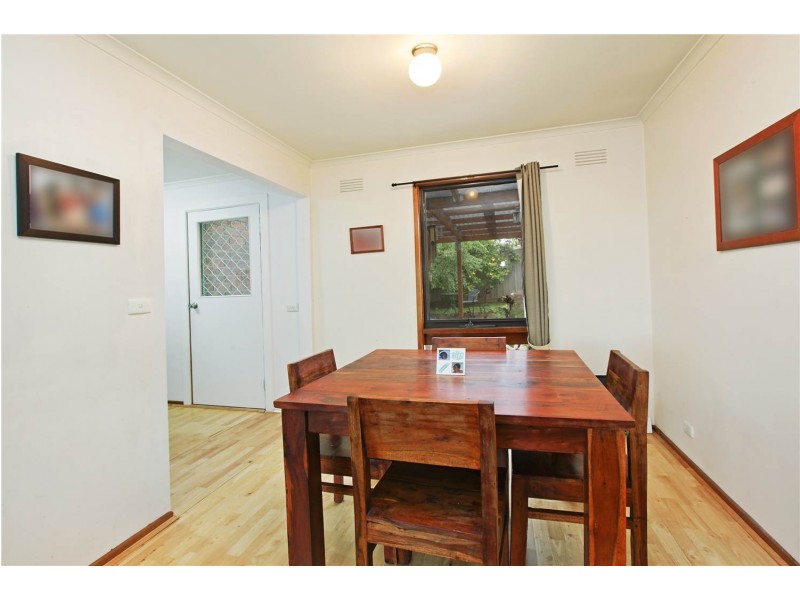 11 Upton Court, Lara VIC 3212