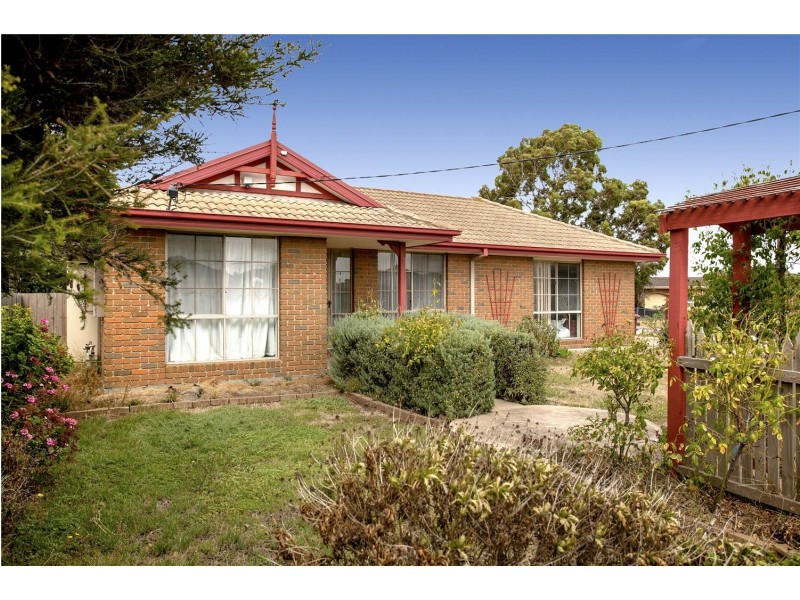 2 Enfield Court, Corio VIC 3214