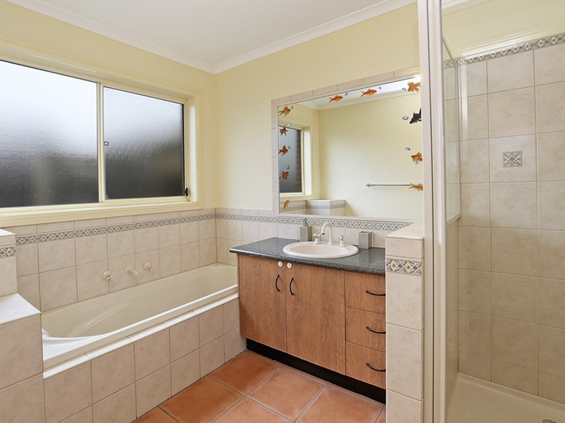 5 Evergreen Court, Lara VIC 3212