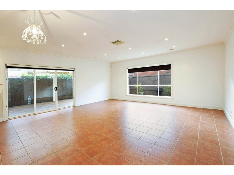 3 Maria Court, Lara VIC 3212
