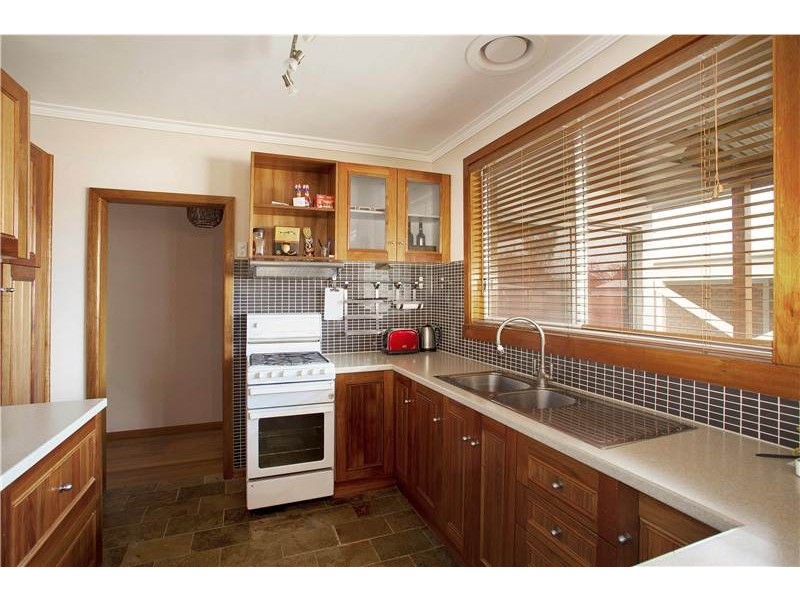 1/18 Curletts Road, Lara VIC 3212