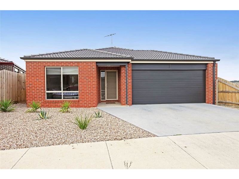 4 Viogner Place, Waurn Ponds VIC 3216