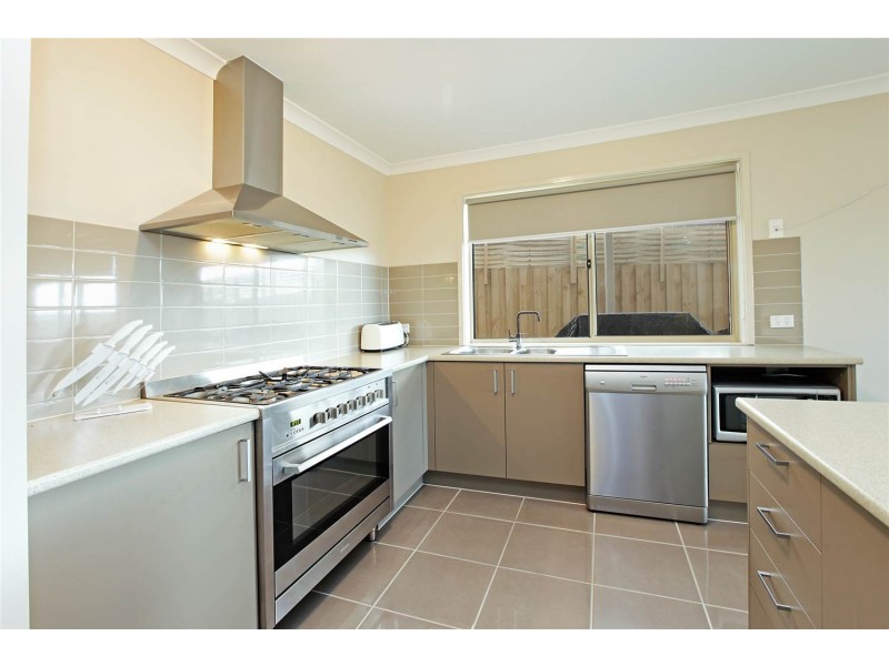 4 Viogner Place, Waurn Ponds VIC 3216