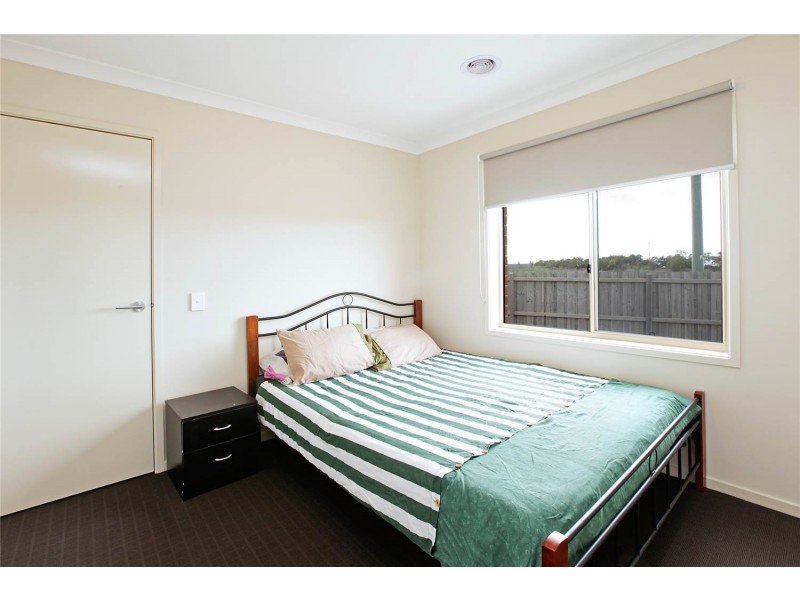 4 Viogner Place, Waurn Ponds VIC 3216