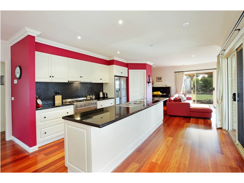 13 Bath Street, Lara VIC 3212