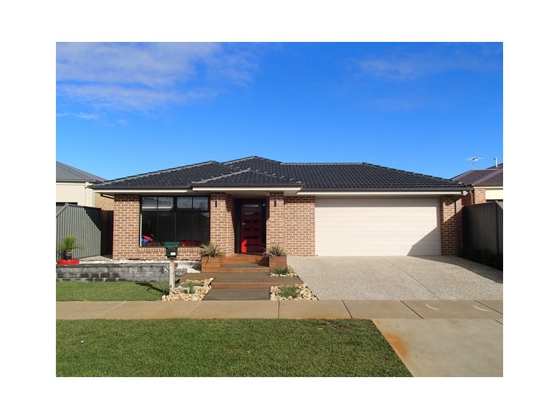17 Mathieson Place, Lara VIC 3212