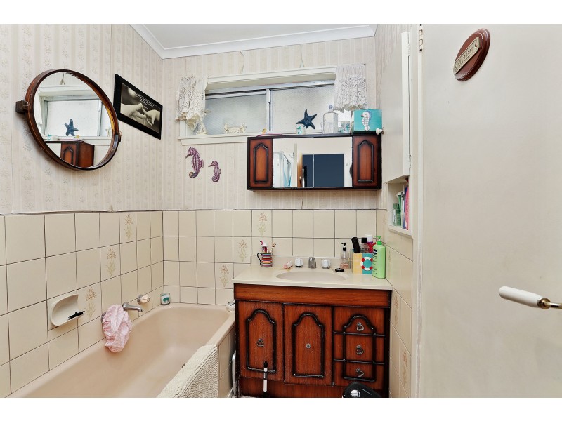 10 Gambier Grove, Corio VIC 3214