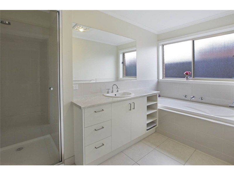 20 Wood Duck Court, Lara VIC 3212