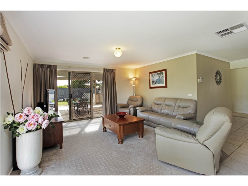 7 Cypress Court, Lara VIC 3212