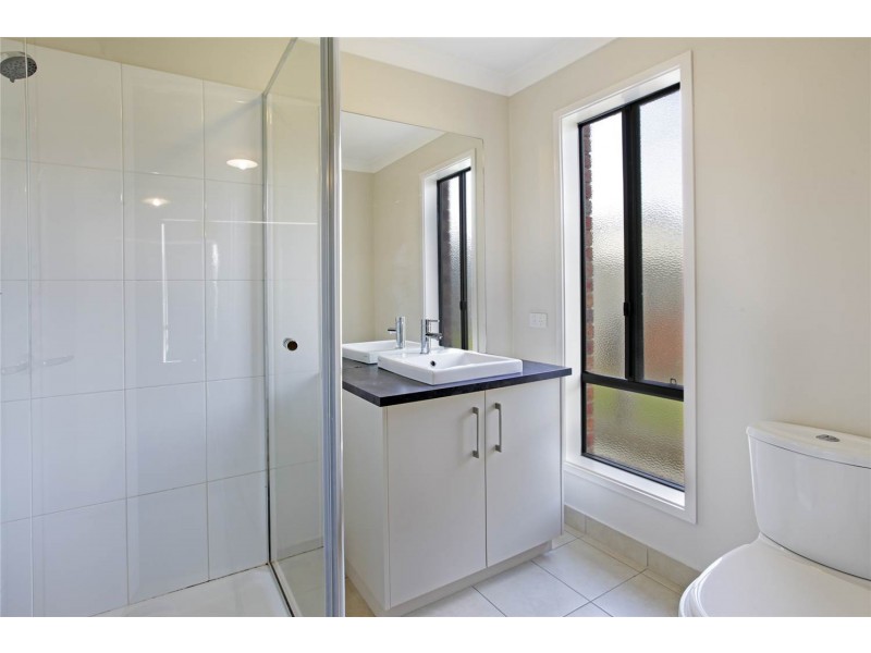 5 Perilla Court, Corio VIC 3214