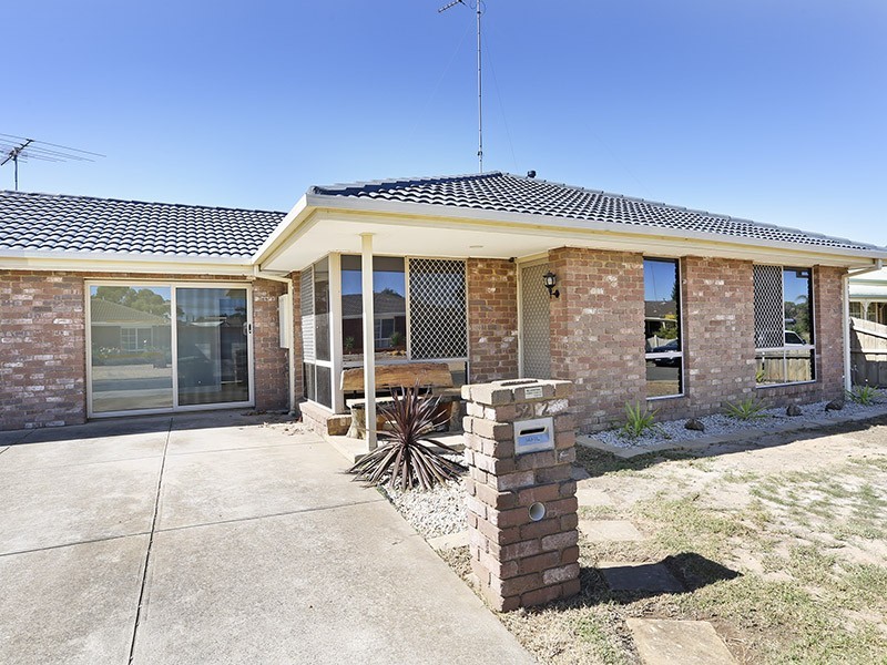 2/52 Cameron Crescent, Lara VIC 3212