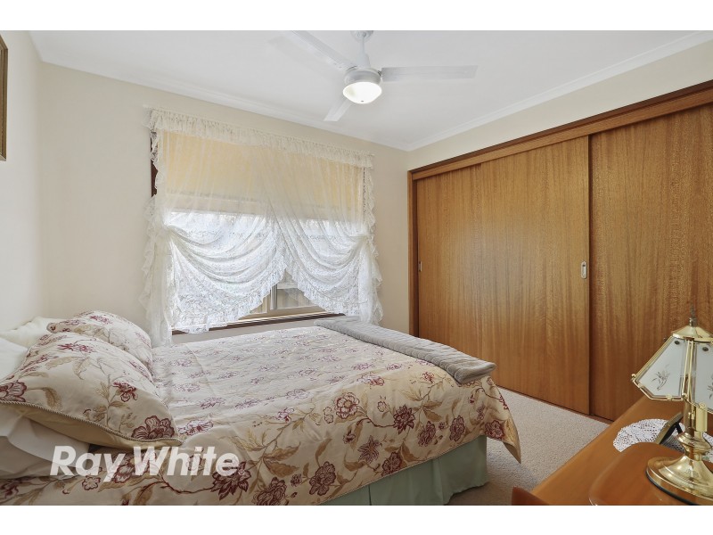 43 Cameron Crescent, Lara VIC 3212