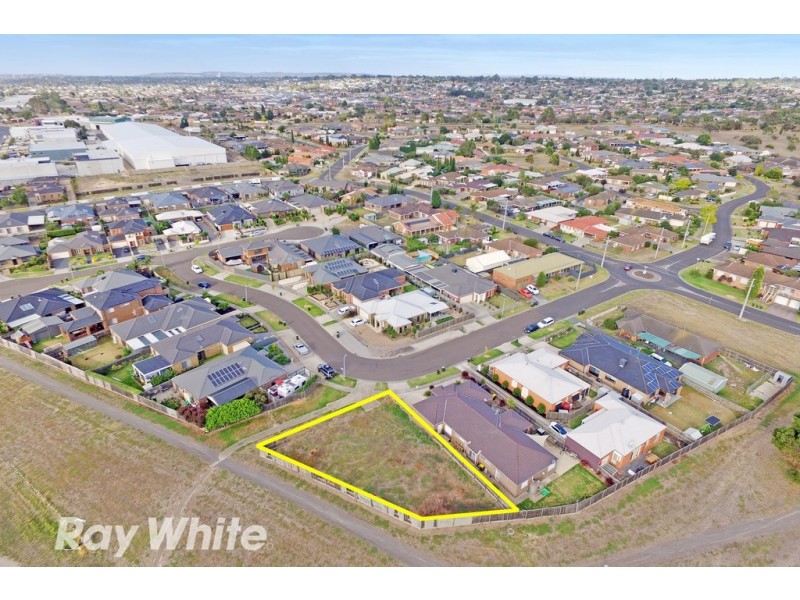 73 Malinda Crescent, Bell Park VIC 3215